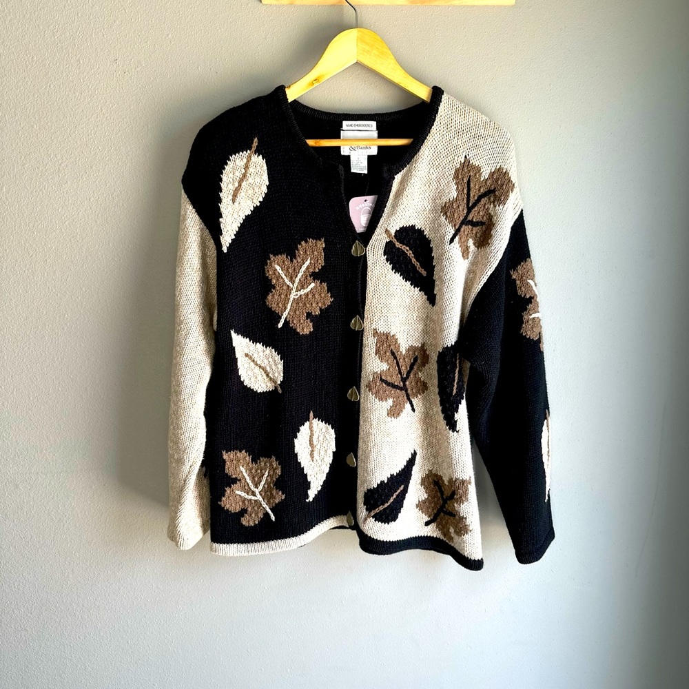Women’s size Large Fall sweater/cardigan